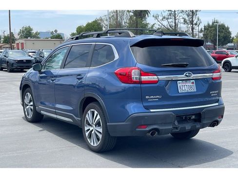 Used 2022 Subaru Ascent Limited w/ Technology Package AWD/4WD image 3