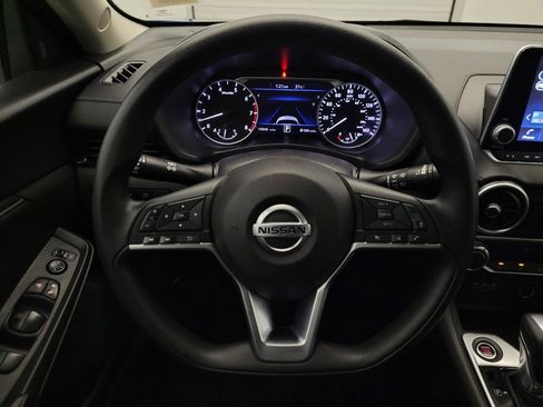 Used 2023 Nissan Sentra SV FWD image 22