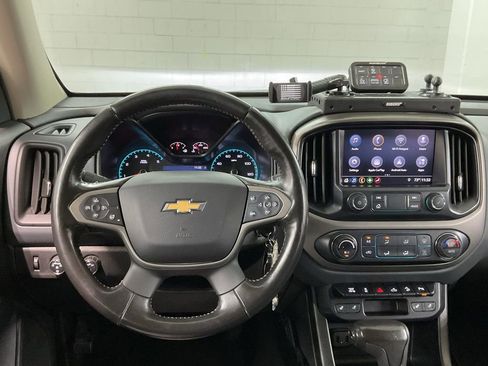 Used 2019 Chevrolet Colorado Z71 AWD/4WD image 8