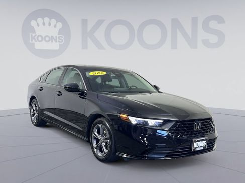 Used 2025 Honda Accord EX-L image 2
