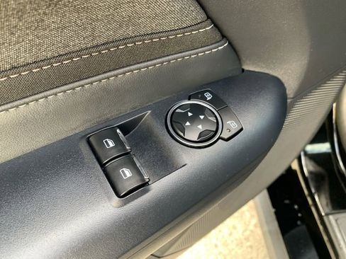 Used 2024 Ford Mustang Coupe image 16