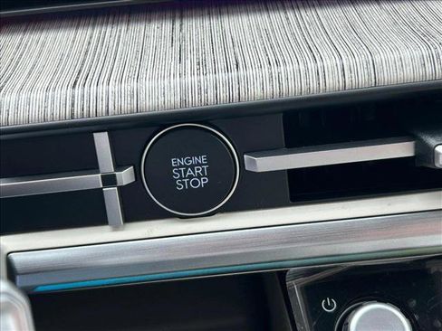 New 2025 Hyundai Santa Fe Calligraphy image 13