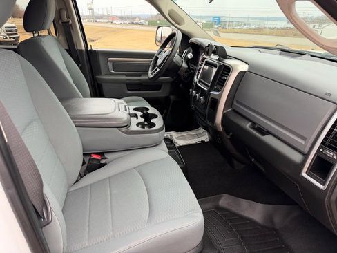 Used 2018 RAM 3500 SLT image 11