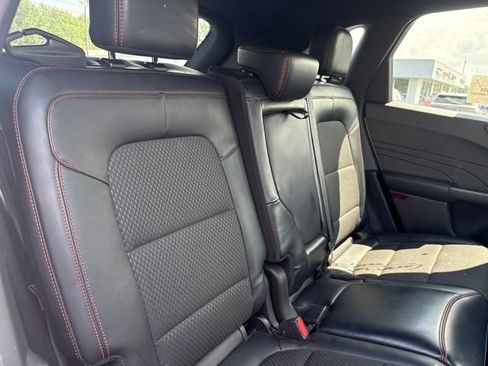 Used 2023 Ford Escape ST-Line Select AWD/4WD image 18