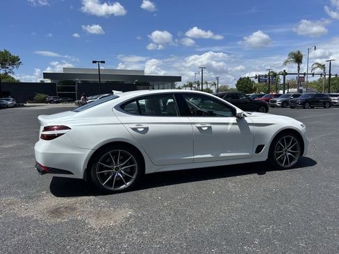 Used 2026 Genesis G70 2.5T Prestige image 5