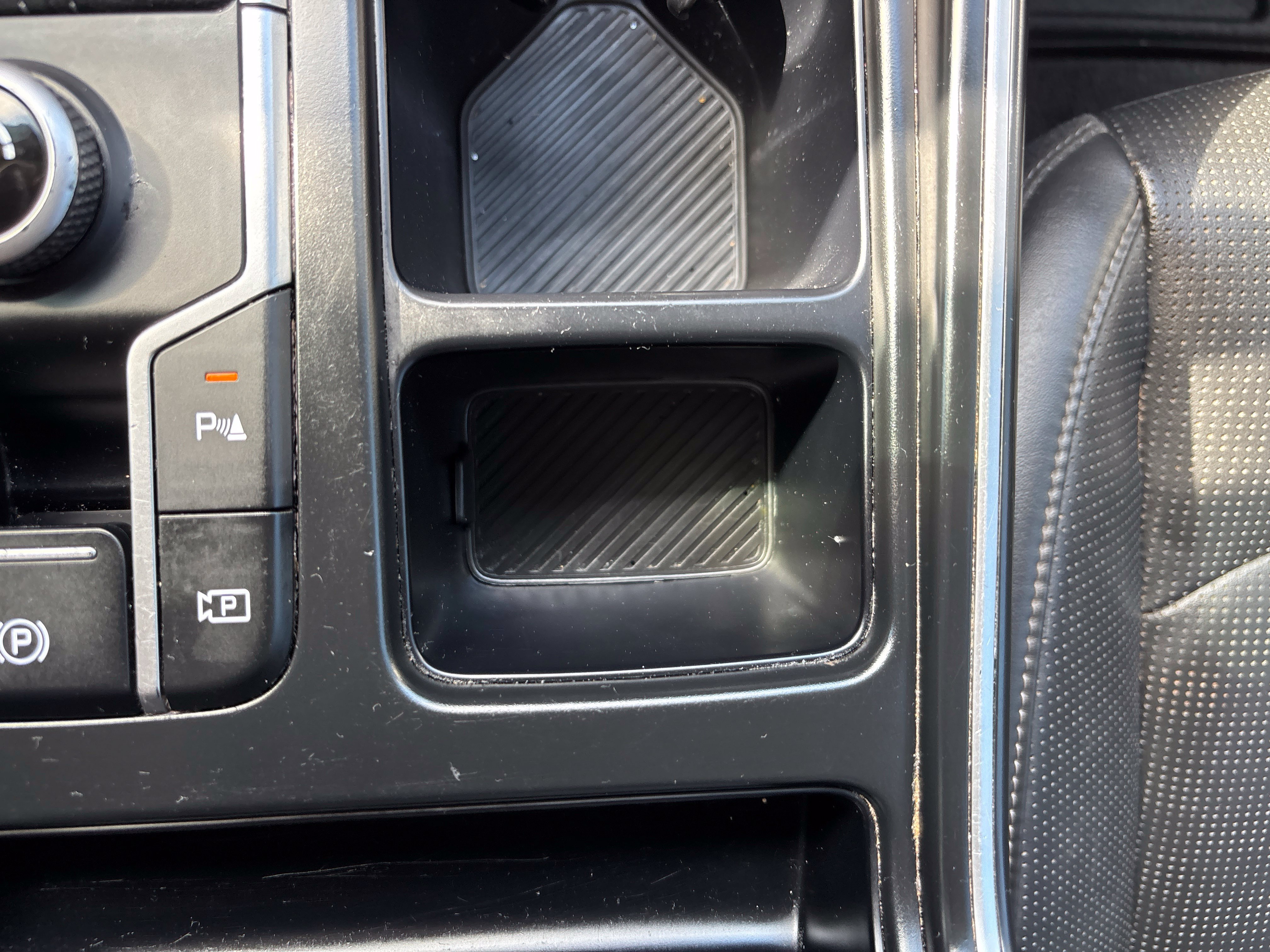 Used 2024 Kia Sorento S w/ Panoramic Sunroof Package FWD image 32
