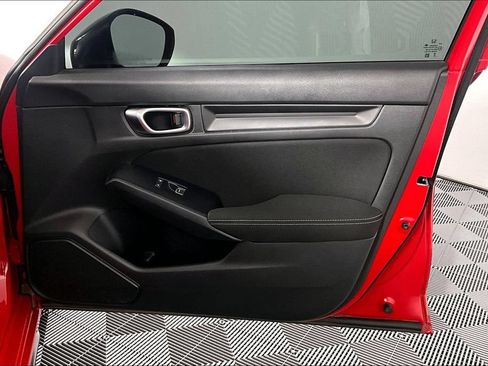 Used 2023 Honda Civic Sport image 24