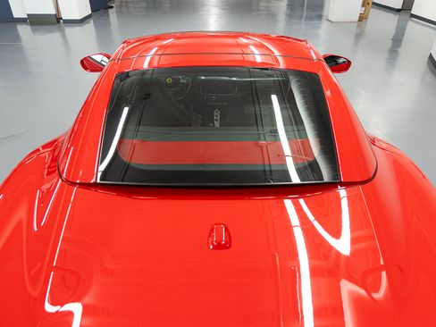 Used 2020 Ferrari Portofino RWD image 29