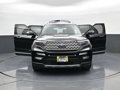 Used 2024 Ford Explorer Limited w/ Limited Technology Package AWD/4WD image 32