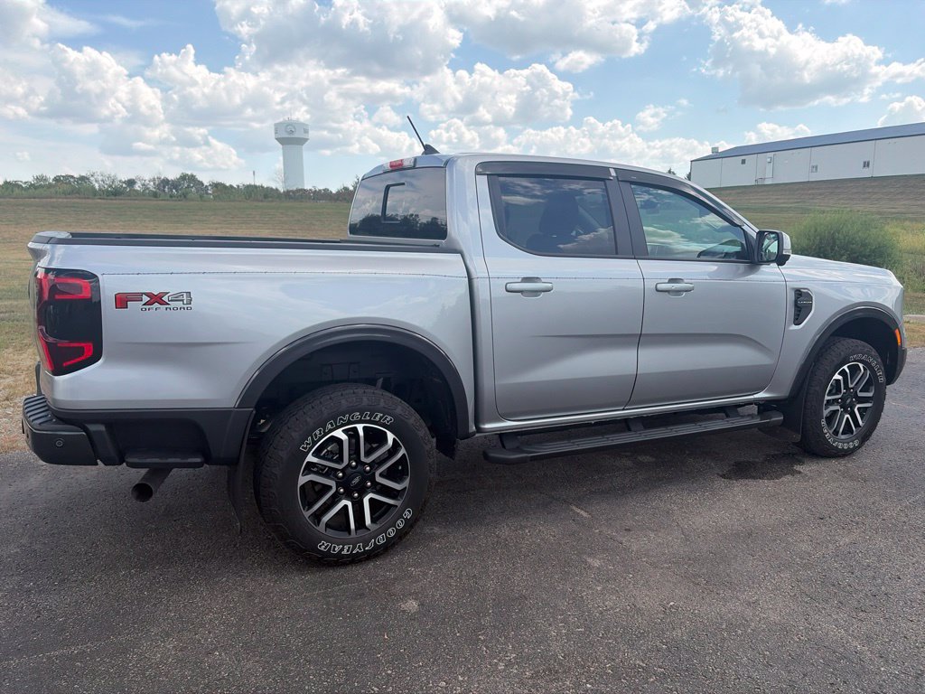 Certified 2024 Ford Ranger Lariat w/ FX4 Off-Road Package AWD/4WD image 4