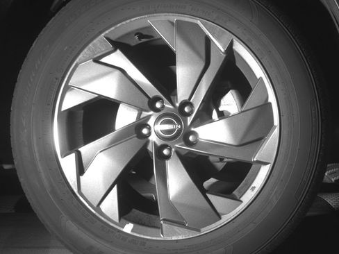 Used 2025 Nissan Rogue SV FWD image 13