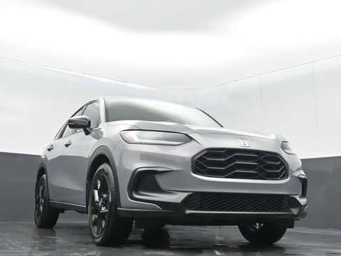 Certified 2025 Honda HR-V Sport image 5