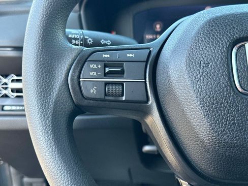 Certified 2023 Honda Accord EX image 29
