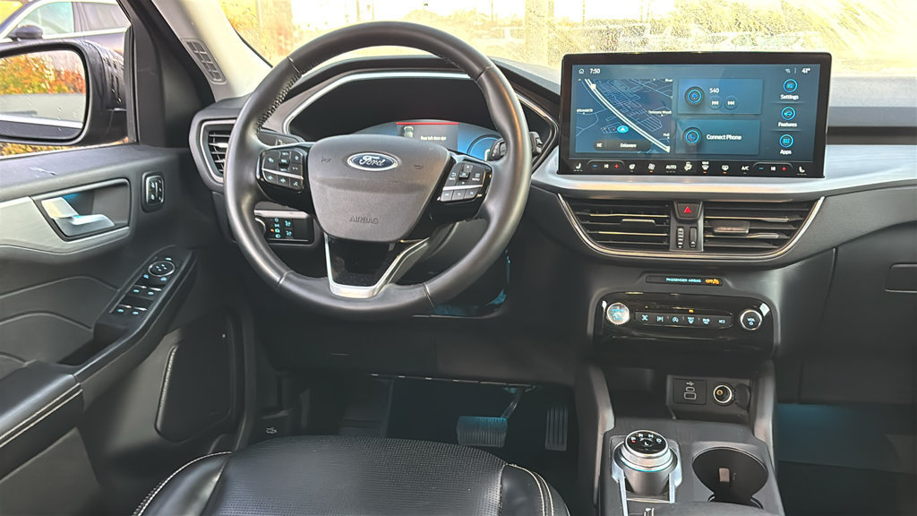 Used 2024 Ford Escape Platinum AWD/4WD image 9