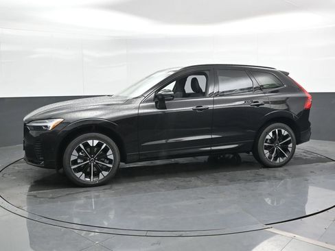 New 2026 Volvo XC60 B5 Plus w/ Protection Package Premier image 6
