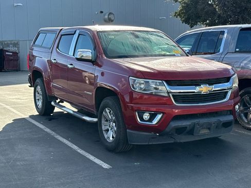 Used 2016 Chevrolet Colorado LT w/ LT Convenience Package image 2