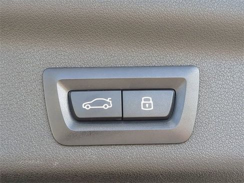 Used 2025 BMW X1 xDrive28i image 15