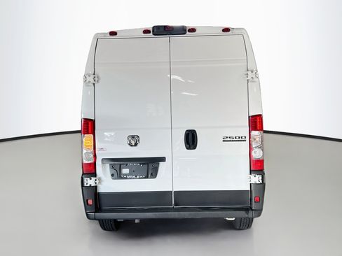 Used 2025 RAM ProMaster 2500 w/ Convenience Group FWD image 6