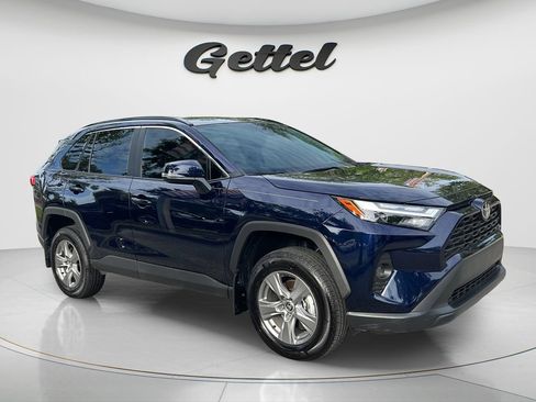Used 2025 Toyota RAV4 XLE FWD image 3