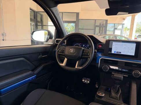 Used 2024 Toyota Tacoma TRD Sport image 29