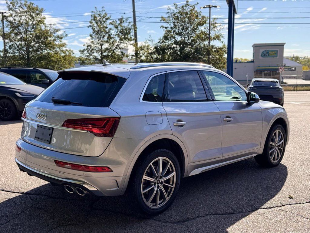 Used 2023 Audi SQ5 Premium Plus w/ Premium Plus Package AWD/4WD image 6
