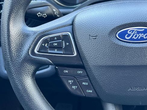 Used 2019 Ford Escape SE image 26