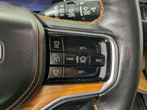 Certified 2024 Jeep Grand Wagoneer L Series III image 21