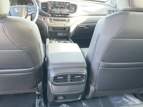 Used 2025 Honda Ridgeline RTL image 28