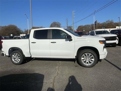 New 2026 Chevrolet Silverado 1500 Custom image 2