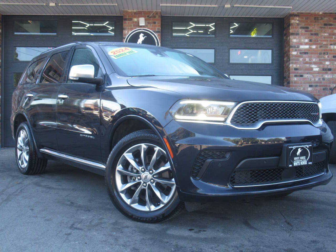 Used 2024 Dodge Durango Citadel AWD/4WD image 2
