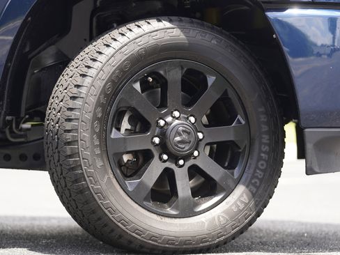 Used 2022 RAM 2500 Laramie AWD/4WD image 38