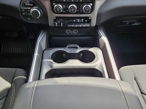 New 2026 RAM 1500 Big Horn AWD/4WD image 10
