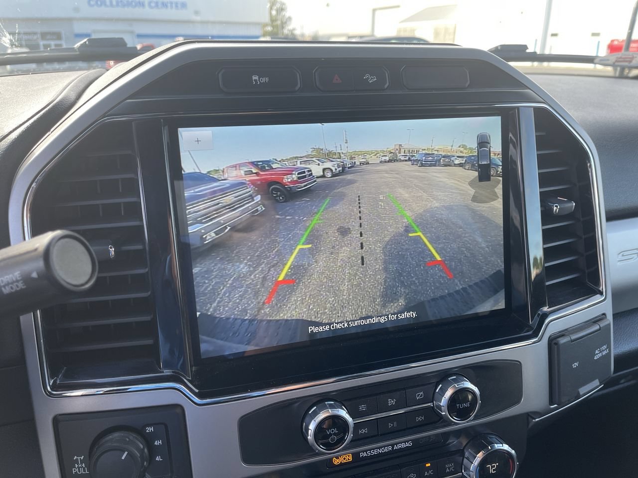 Used 2022 Ford F250 Lariat AWD/4WD image 15
