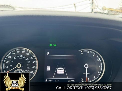 Used 2025 Genesis G70 2.5T image 15