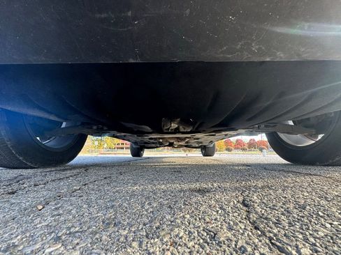 Used 2021 Jeep Cherokee Limited w/ Mopar Interior Package image 41