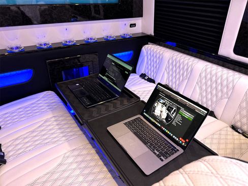 Used 2024 Mercedes-Benz Sprinter 3500 image 37