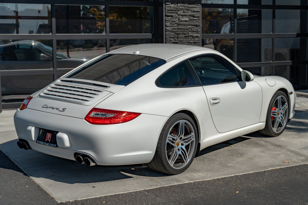 Used 2009 Porsche 911 Carrera S RWD image 11