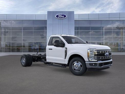 New 2026 Ford F350 XLT image 7