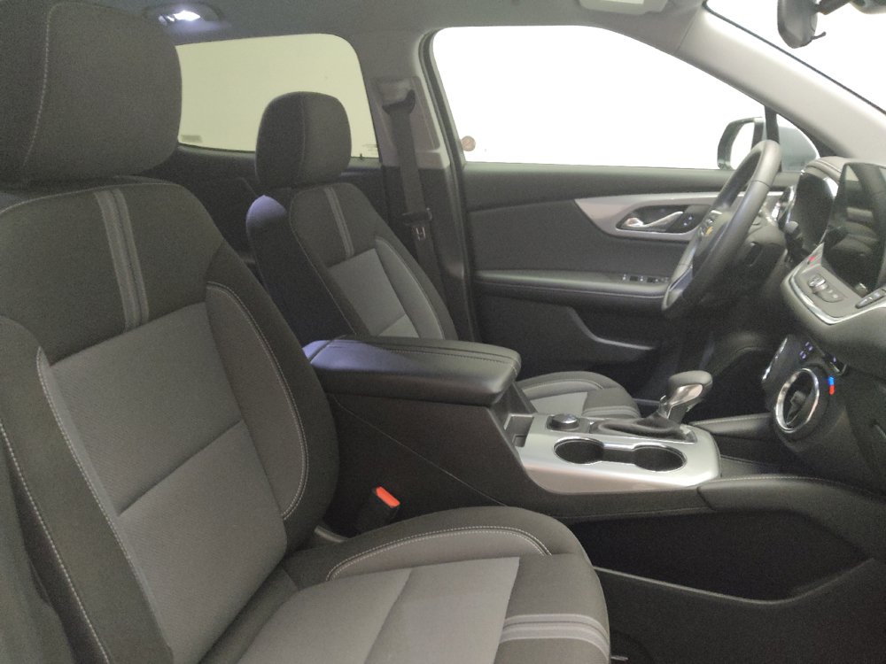Used 2025 Chevrolet Blazer LT AWD/4WD image 21