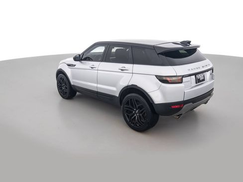 Used 2017 Land Rover Range Rover Evoque SE AWD/4WD image 7