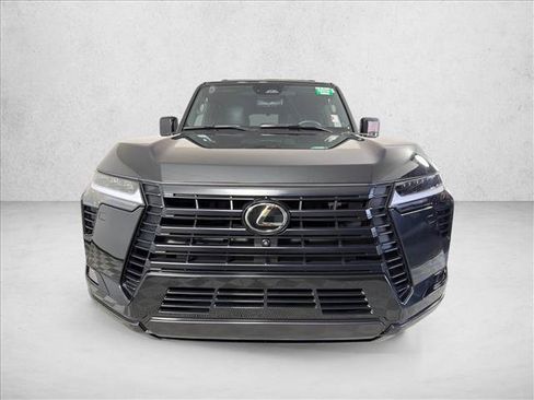 Used 2025 Lexus GX 550 w/ Accessory Package (2T) AWD/4WD image 9