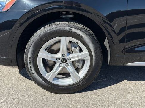 Used 2023 Audi Q5 2.0T Premium w/ Convenience Package image 30