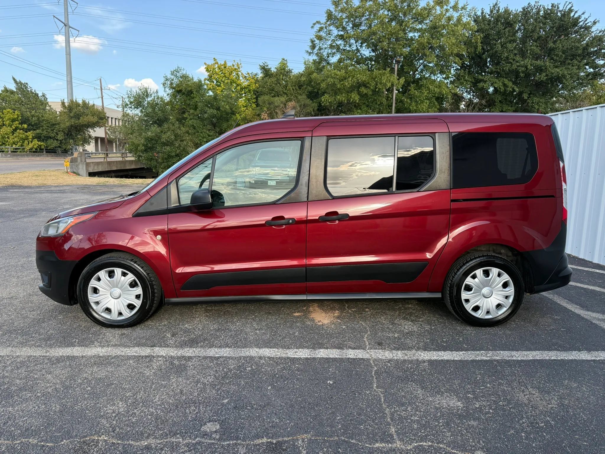 Used 2019 Ford Transit Connect XL FWD image 2