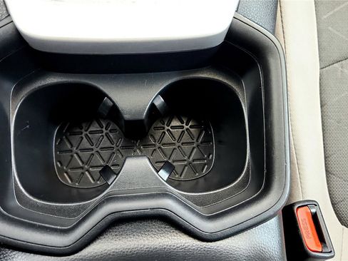 Certified 2021 Toyota RAV4 XLE image 42