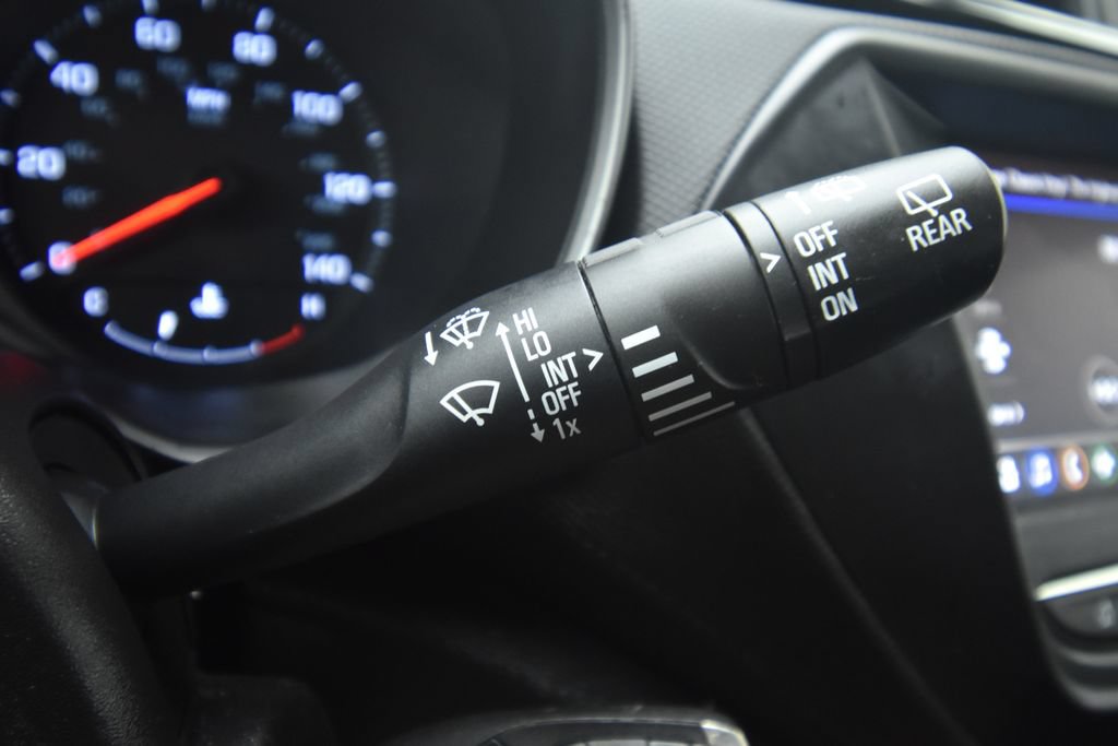 Used 2022 Chevrolet TrailBlazer LS AWD/4WD image 35