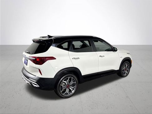 Used 2023 Kia Seltos SX image 6