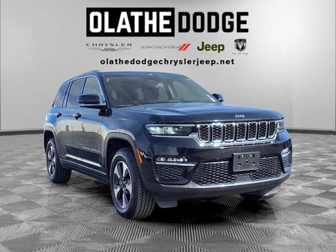 Used 2024 Jeep Grand Cherokee Limited 4xe image 36