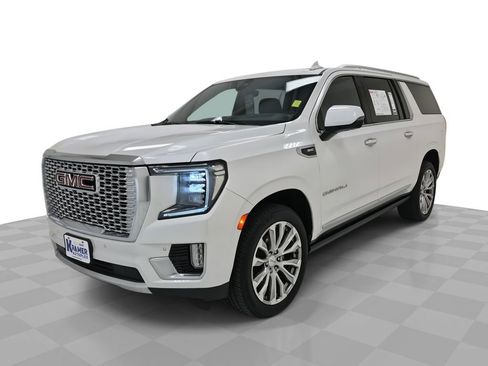 Certified 2022 GMC Yukon XL Denali w/ Denali Premium Package image 1