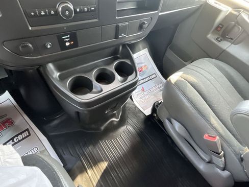 Used 2025 GMC Savana 2500 w/ Driver Convenience Package RWD image 16