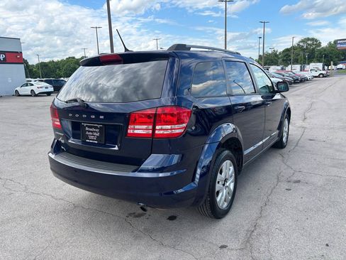 Used 2017 Dodge Journey SE w/ Flexible Seating Group FWD image 3